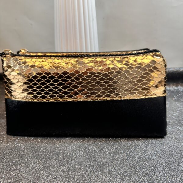 GOLD MIRROR