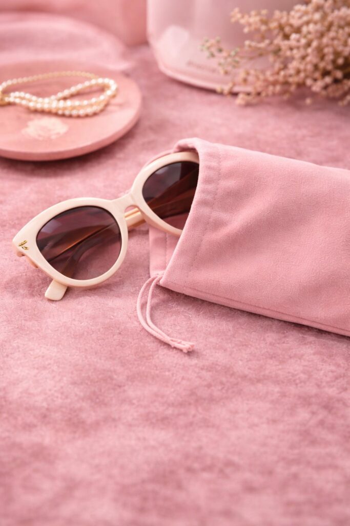 kuyumcu ve optik ürün çözümleri ile cüzdan çanta ve kılıf kullanımı